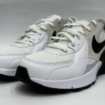 Nike - Air Max Excee Talla 7.5 US / 40.5 EUR / 25.5 cm